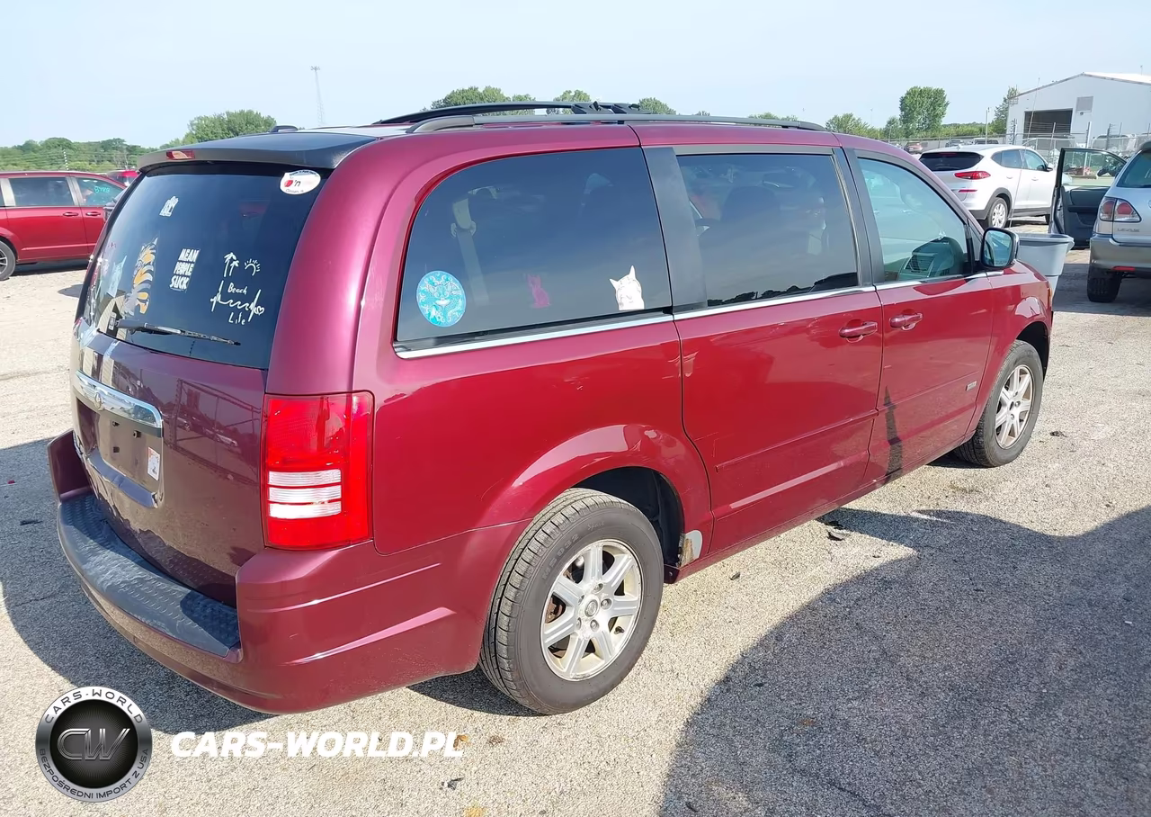 2008 Chrysler Town & Country Touring VIN:2A8HR54P68R730406 - 4