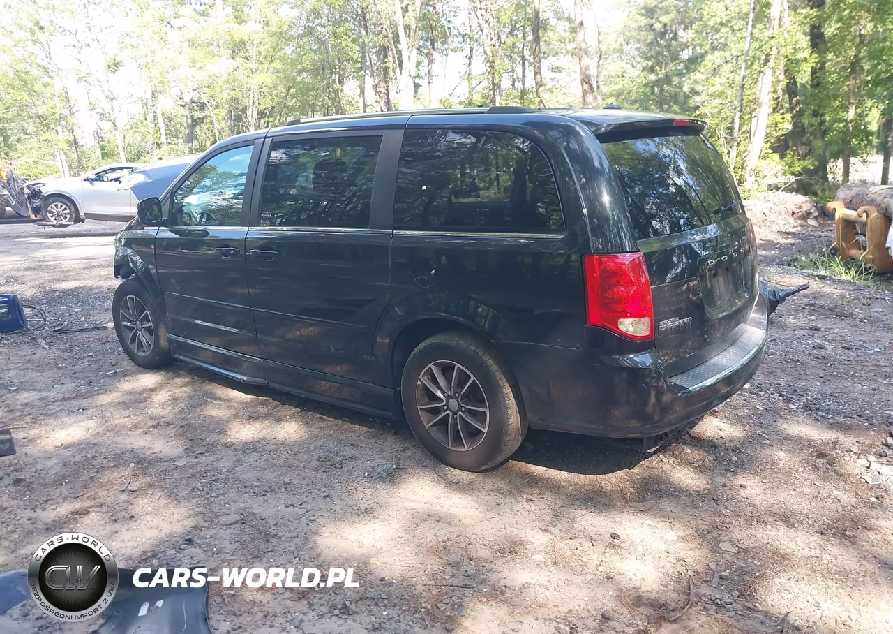 2017 Dodge Grand Caravan Sxt VIN:2C4RDGCG1HR589560 - 3