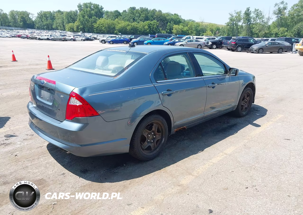 2011 Ford Fusion Se VIN:3FAHP0HA4BR151718 - 4