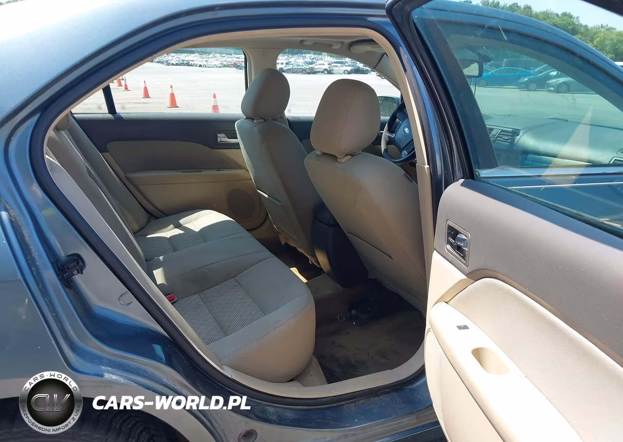 2011 Ford Fusion Se VIN:3FAHP0HA4BR151718 - 8