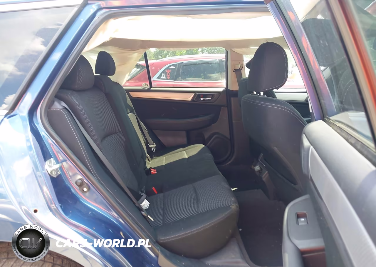 2019 Subaru Outback 2.5I Premium VIN:4S4BSAFC9K3222690 - 8