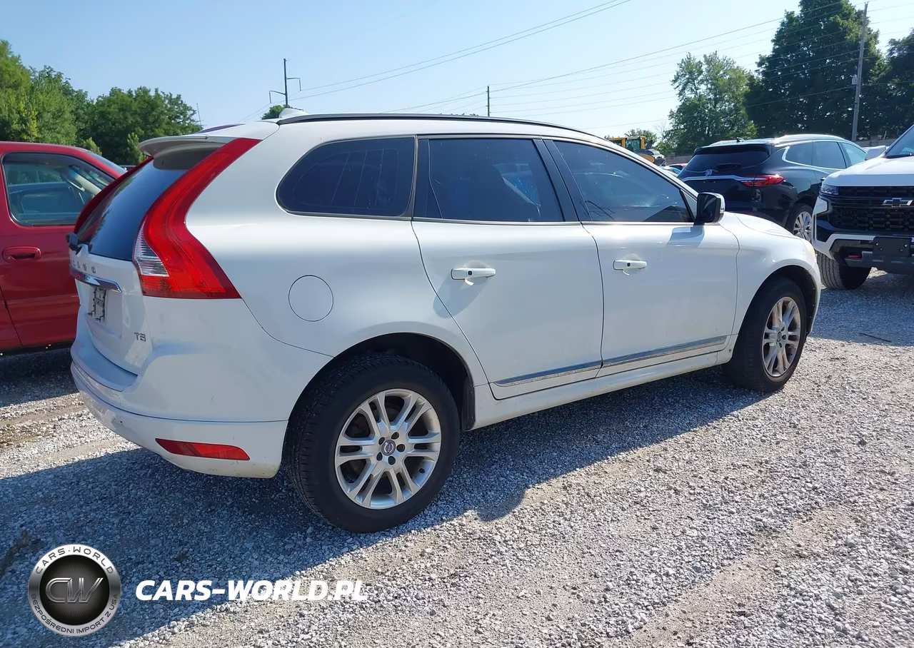 2015 Volvo Xc60 T5 VIN:YV440MDJ7F2729635 - 4