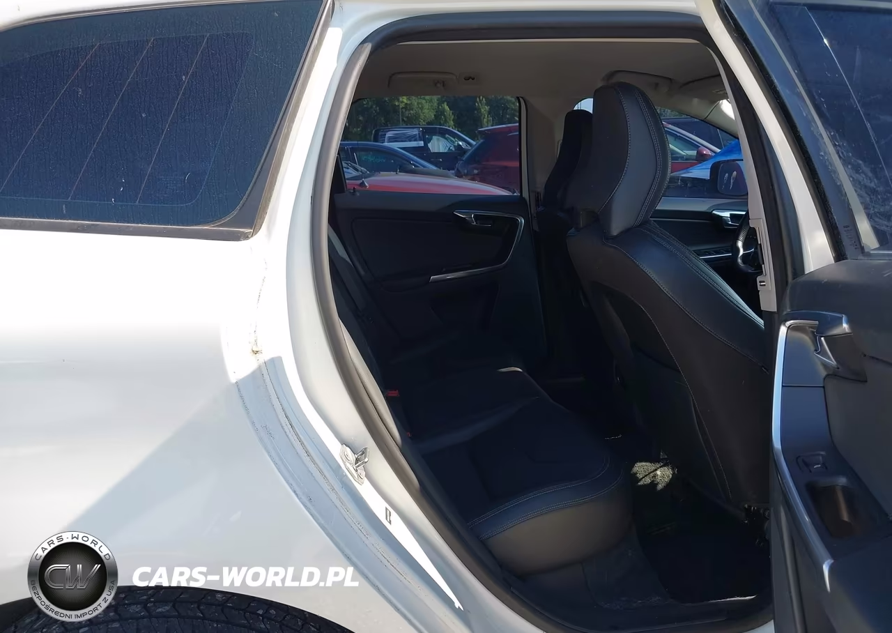 2015 Volvo Xc60 T5 VIN:YV440MDJ7F2729635 - 8