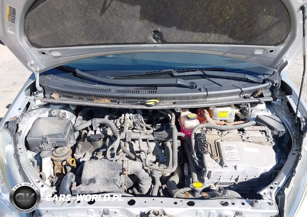 2012 Toyota Prius C Four VIN:JTDKDTB33C1014463 - 10
