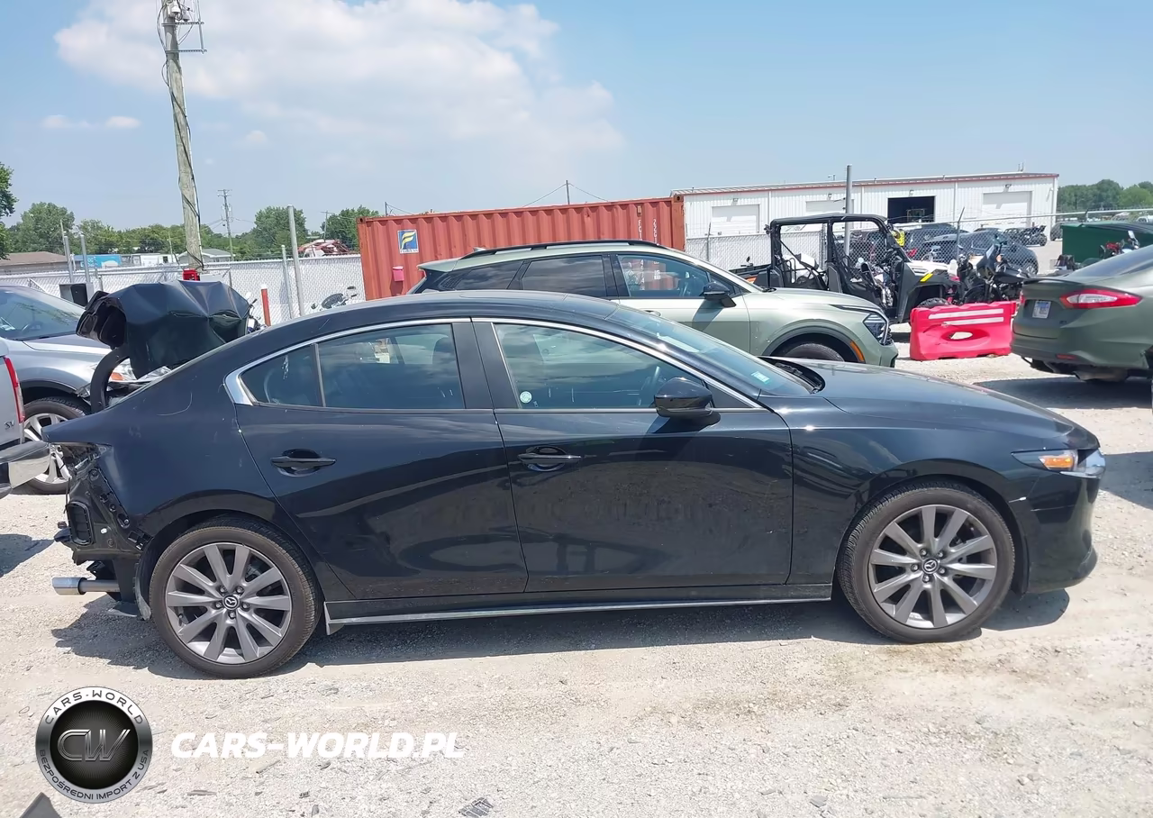 2025 Mazda Mazda3 2.5 S Preferred VIN:3MZBPACM0SM467375 - 13