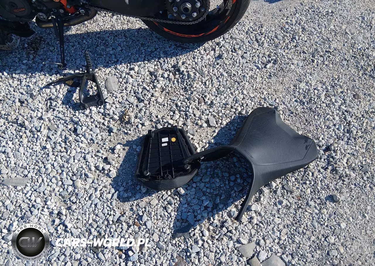 2020 Ktm 1290 Super Duke Gt VIN:VBKV69409LM923835 - 12
