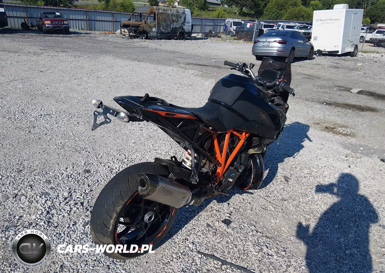 2020 Ktm 1290 Super Duke Gt VIN:VBKV69409LM923835 - 4