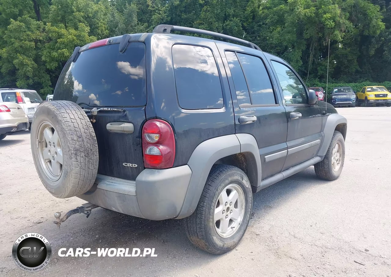 2005 Jeep Liberty Sport VIN:1J4GL48565W655498 - 4