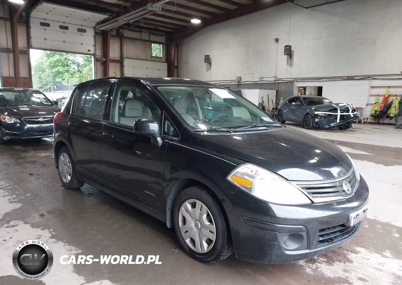2010 Nissan Versa 1.8S