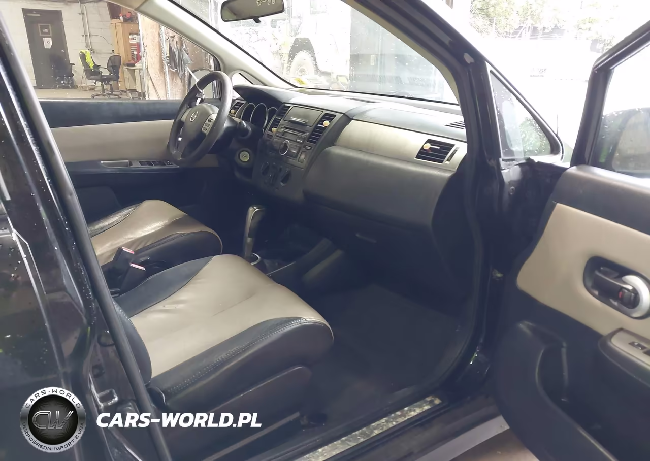 2010 Nissan Versa 1.8S VIN:3N1BC1CPXAL374282 - 5