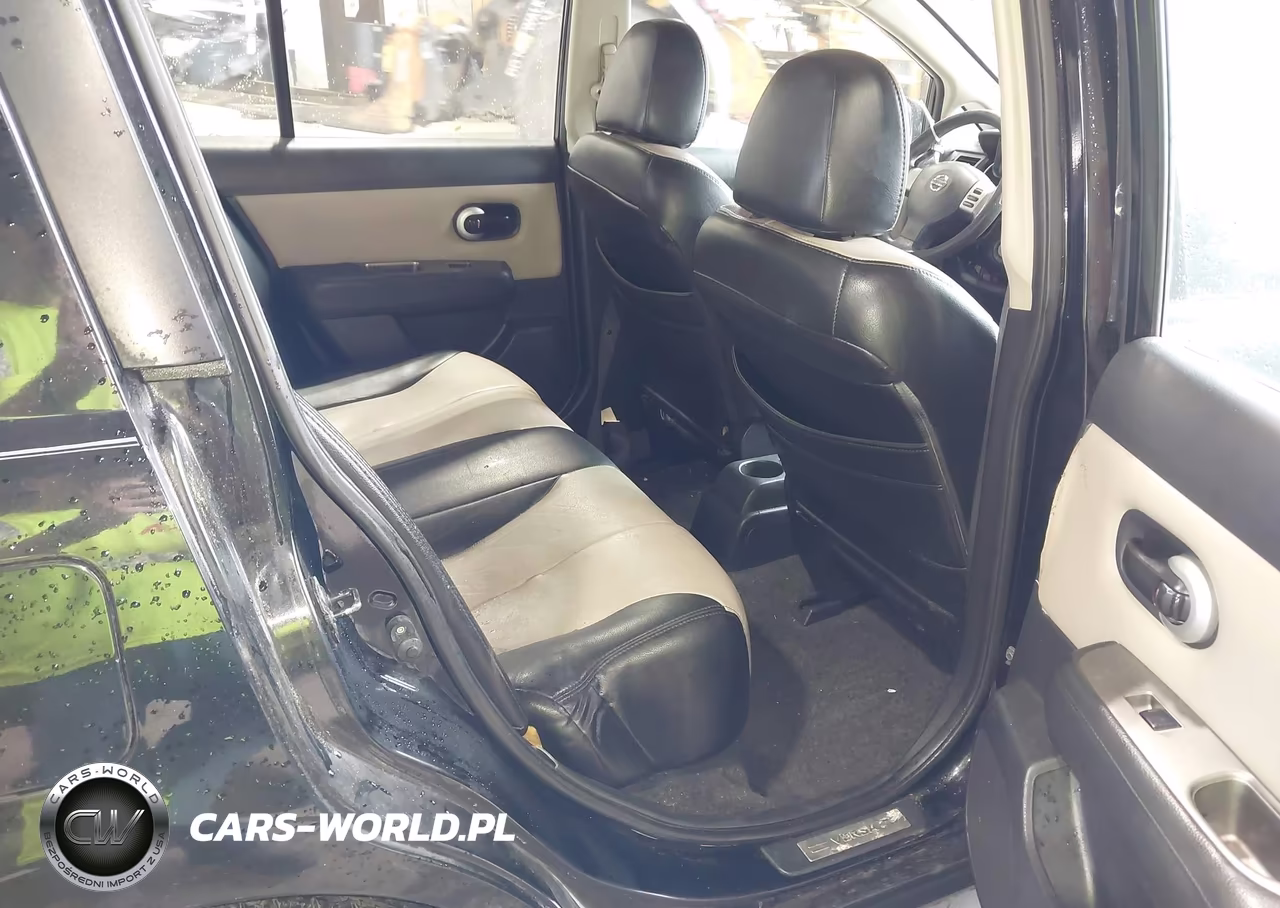 2010 Nissan Versa 1.8S VIN:3N1BC1CPXAL374282 - 8