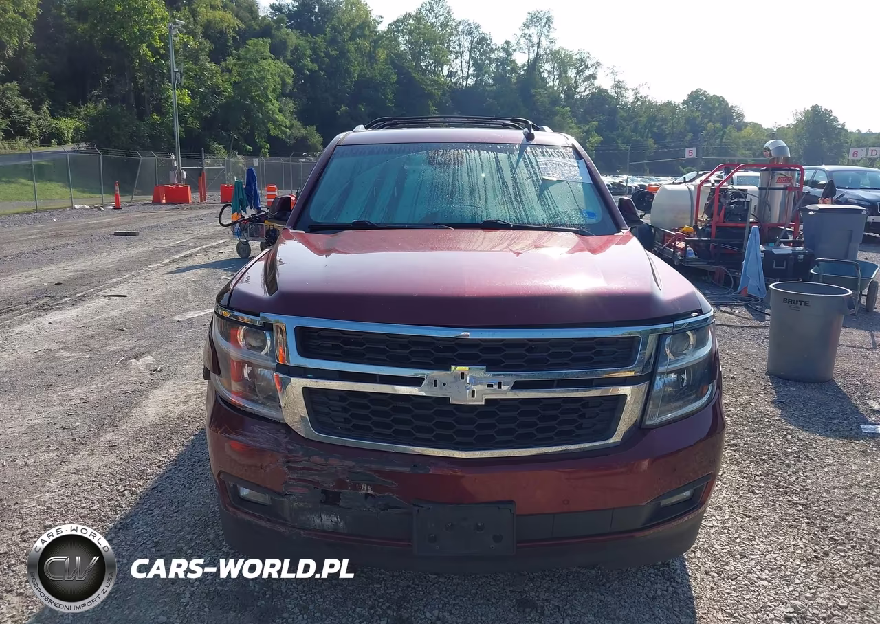 2019 Chevrolet Suburban Lt VIN:1GNSKHKC5KR293117 - 12
