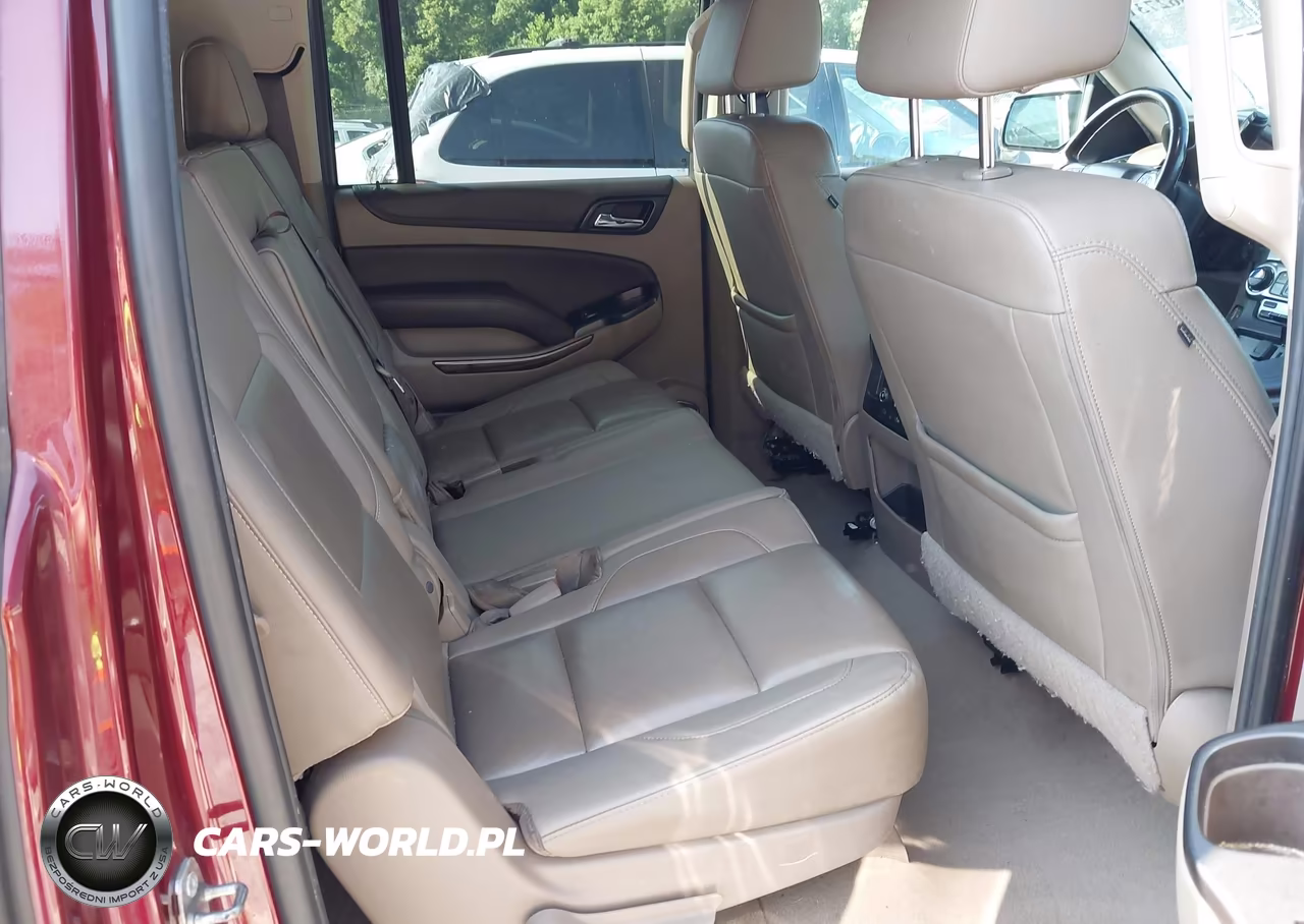 2019 Chevrolet Suburban Lt VIN:1GNSKHKC5KR293117 - 8