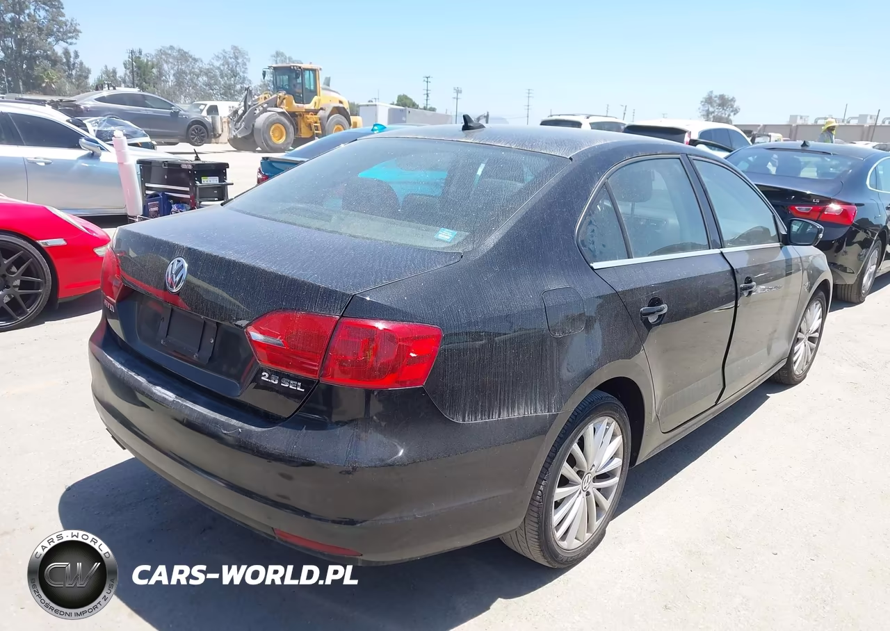 2013 Volkswagen Jetta 2.5L Sel VIN:3VWLX7AJ1DM391409 - 4
