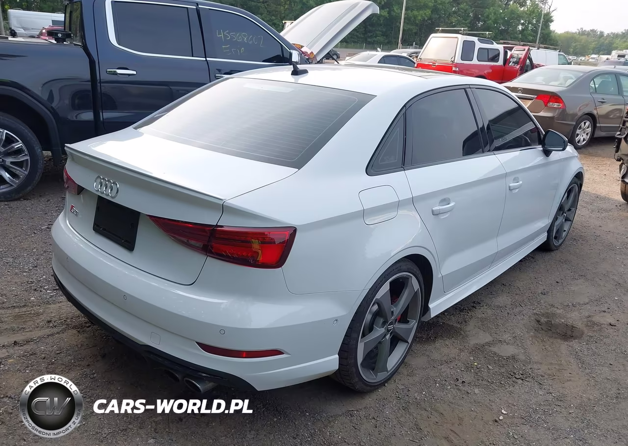 2020 Audi S3 Premium Plus Tfsi Quattro S Tronic VIN:WAUE1GFF5LA104972 - 4