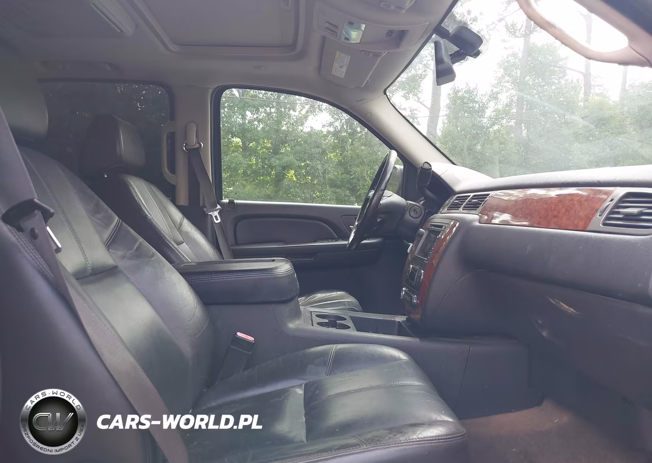 2008 Chevrolet Tahoe Lt VIN:1GNFK13048J137025 - 5