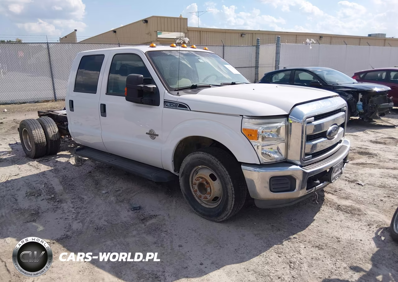2012 Ford F-350 Chassis Lariat-Xl-Xlt
