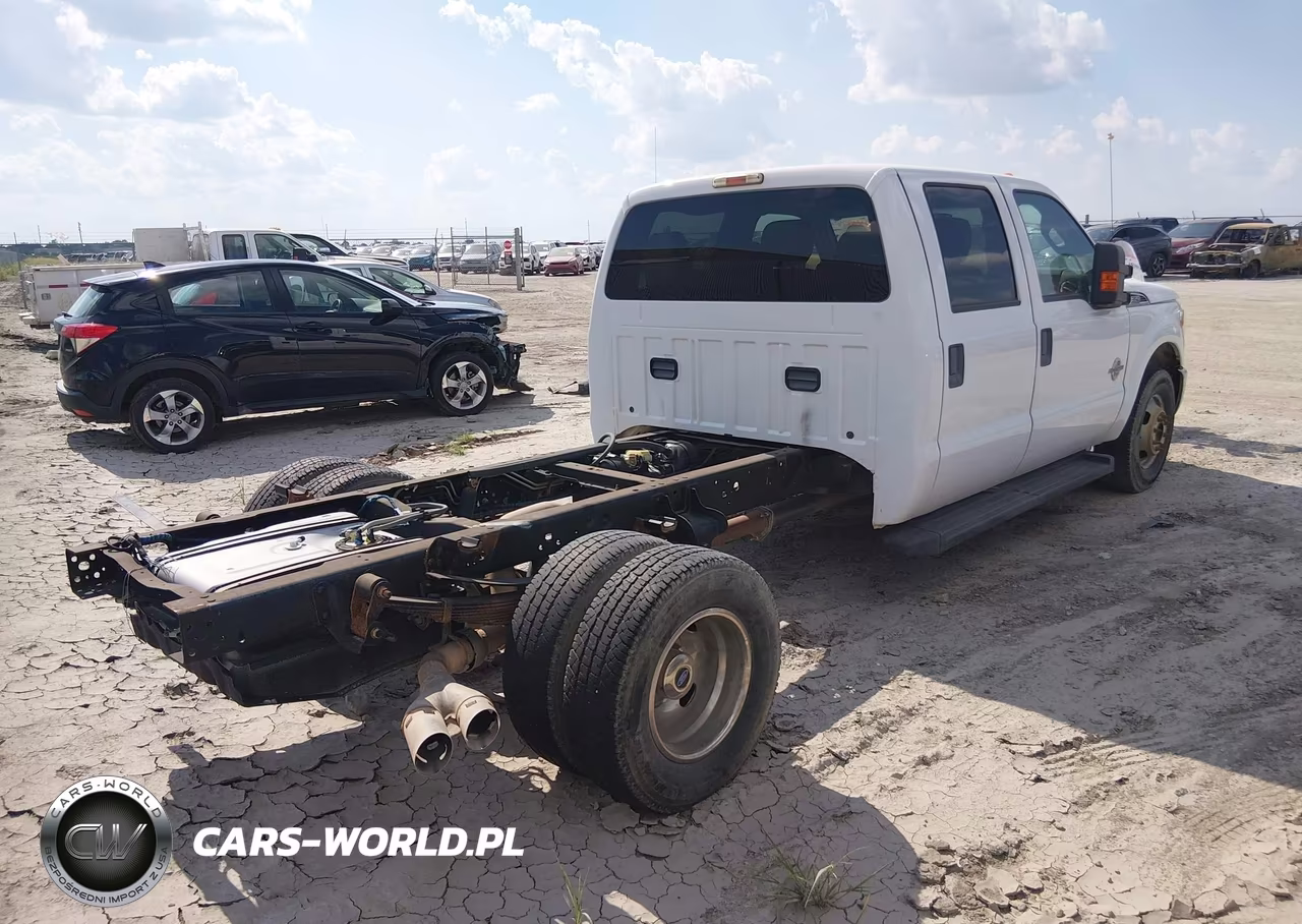 2012 Ford F-350 Chassis Lariat-Xl-Xlt VIN:1FD8W3GTXCED13773 - 4