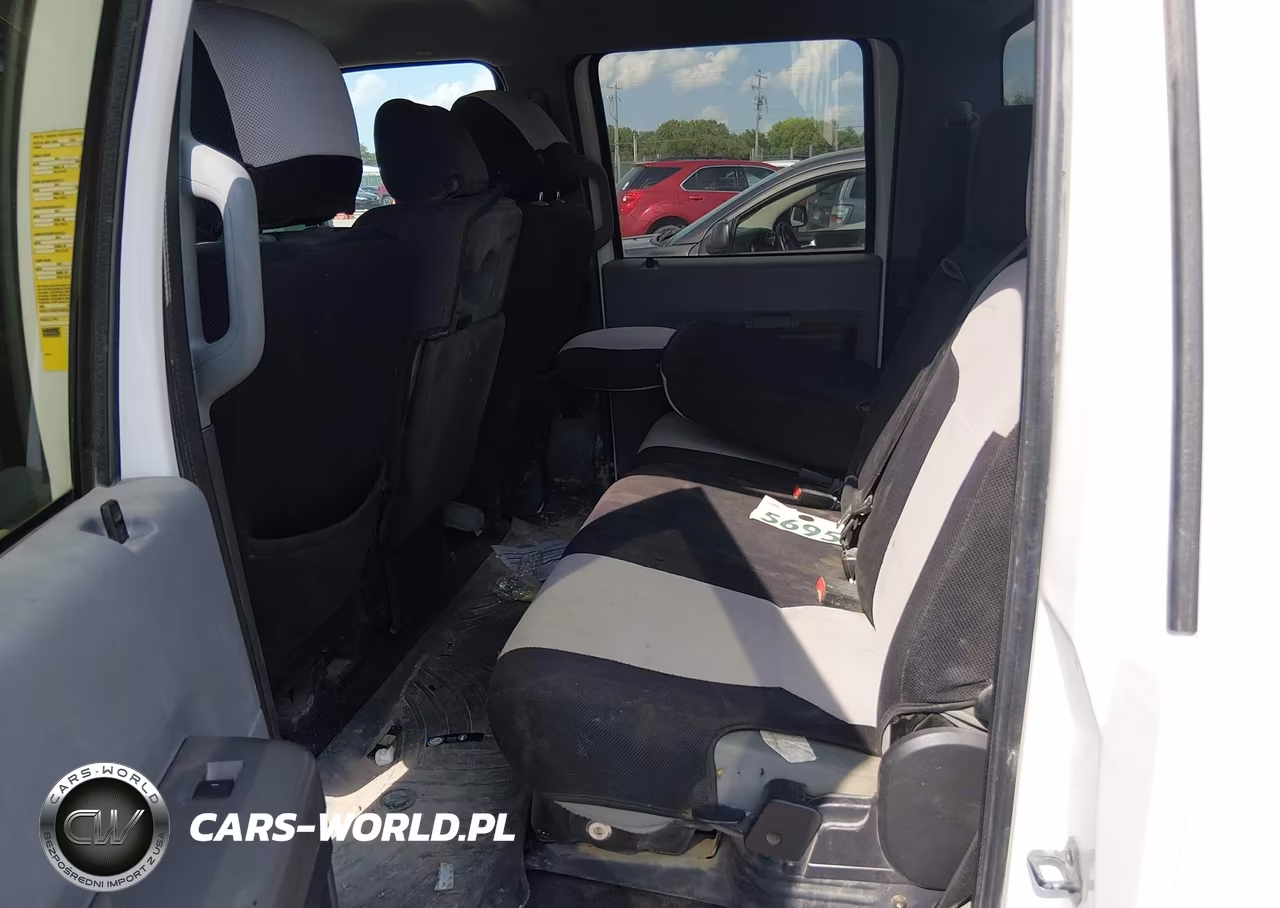 2012 Ford F-350 Chassis Lariat-Xl-Xlt VIN:1FD8W3GTXCED13773 - 7