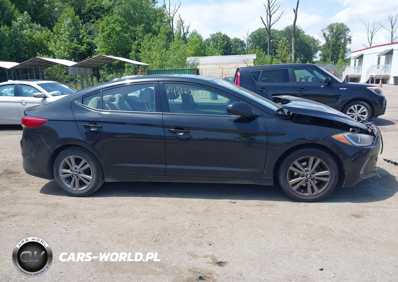 2017 Hyundai Elantra Value Edition VIN:5NPD84LF0HH144485 - 13