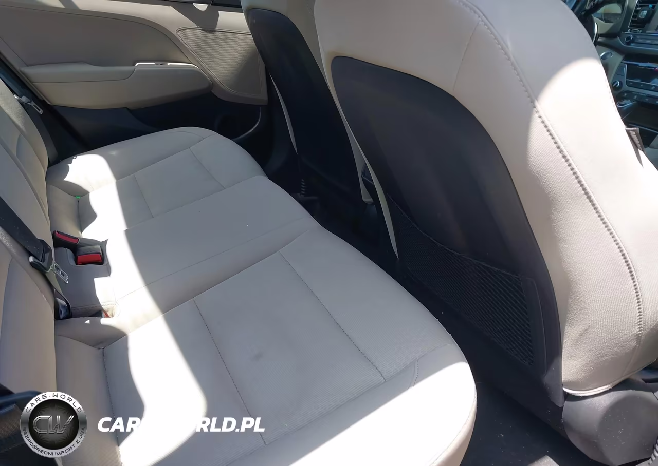 2017 Hyundai Elantra Value Edition VIN:5NPD84LF0HH144485 - 8