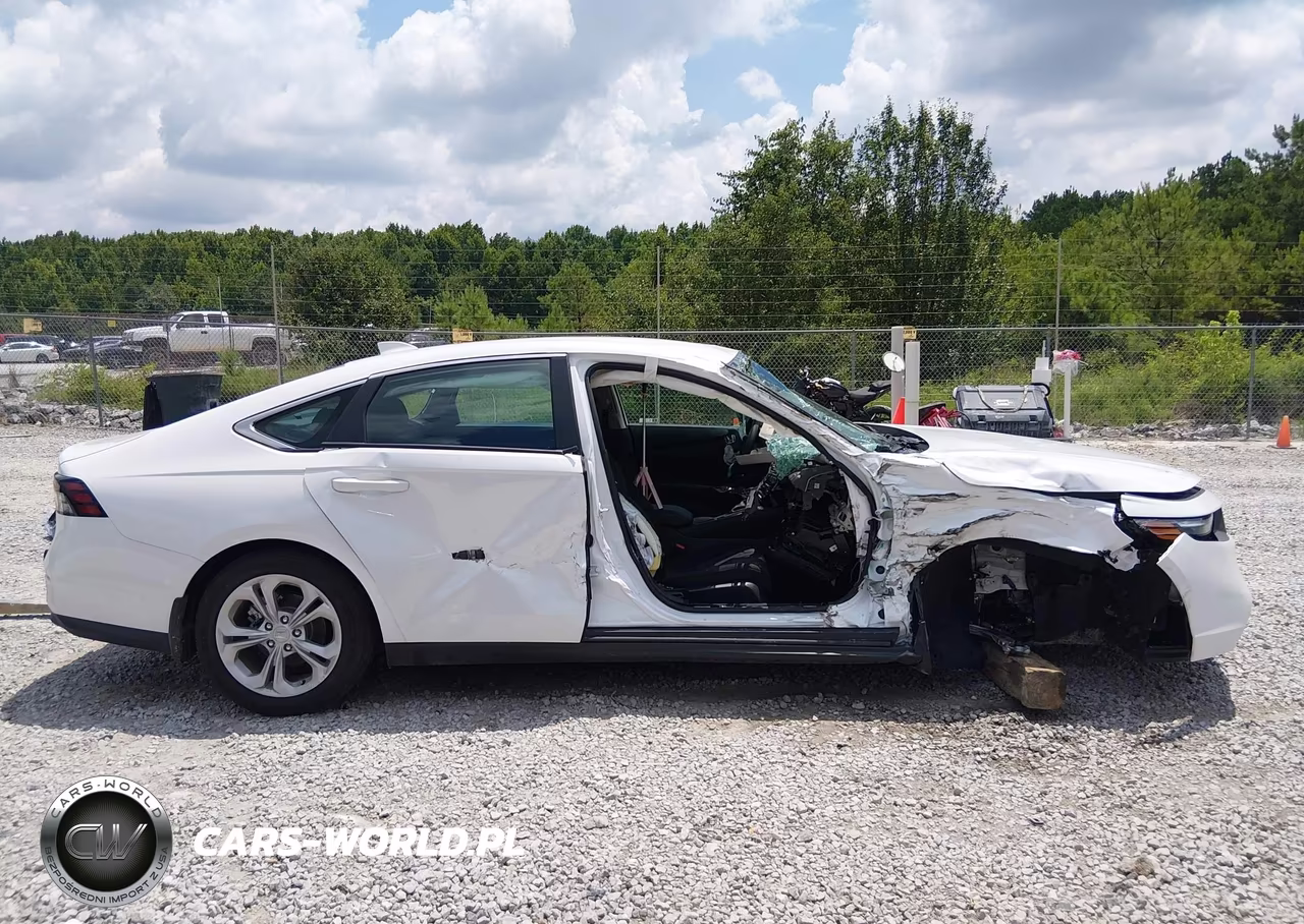 2025 Honda Accord Lx VIN:1HGCY1F23SA087301 - 13