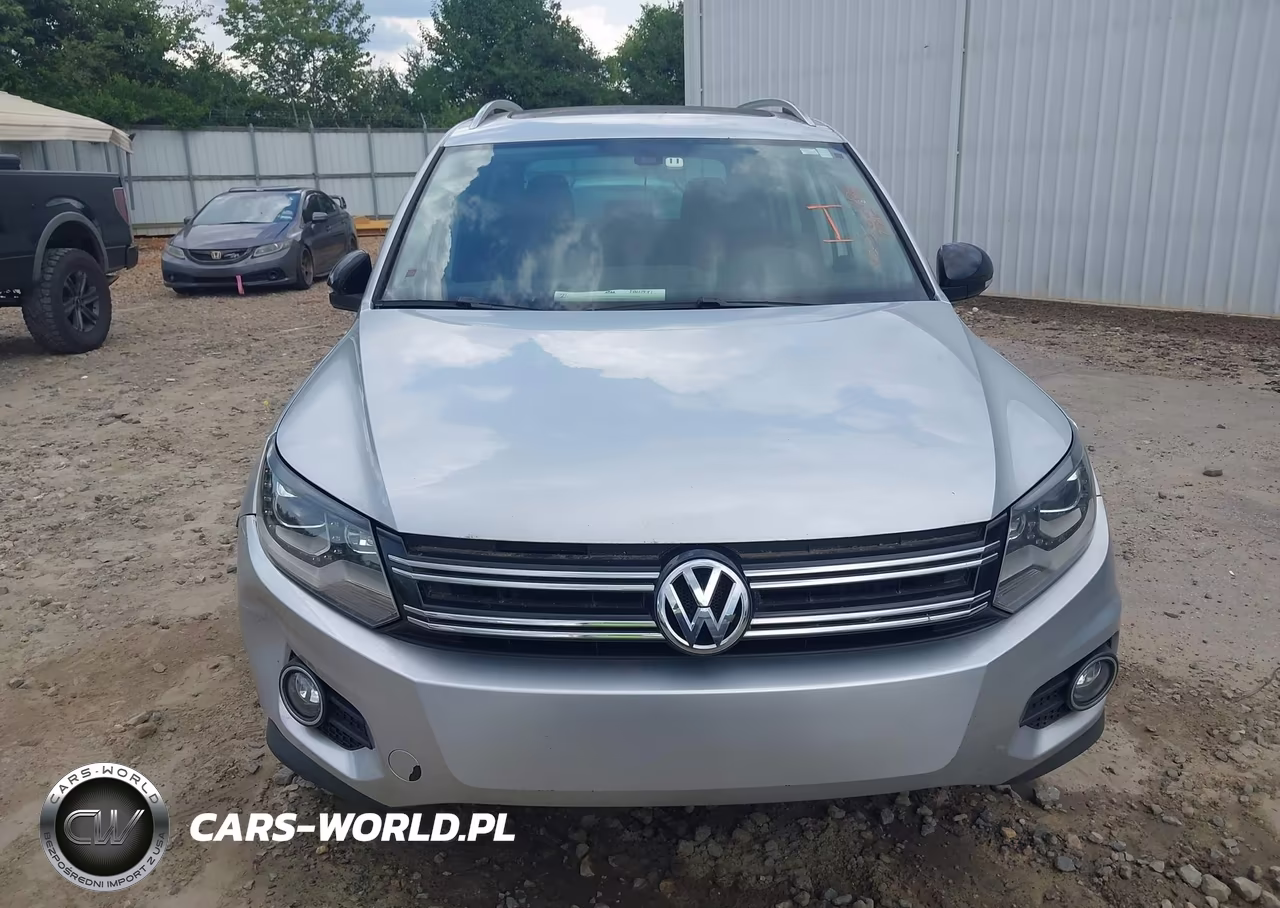 2017 Volkswagen Tiguan 2.0T Sport VIN:WVGTV7AX2HK008065 - 12