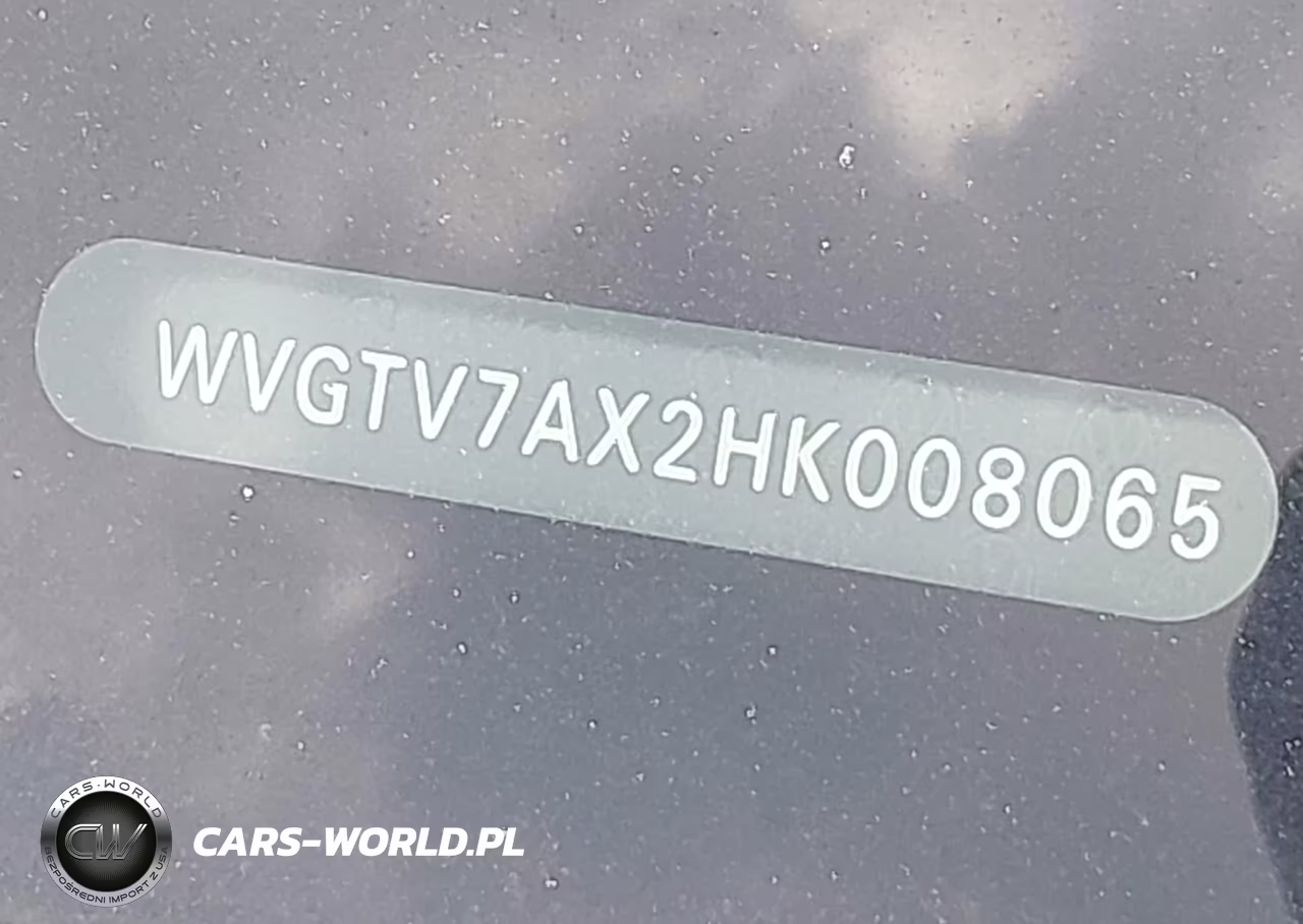 2017 Volkswagen Tiguan 2.0T Sport VIN:WVGTV7AX2HK008065 - 17