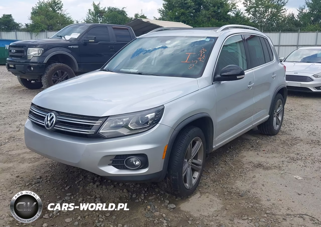 2017 Volkswagen Tiguan 2.0T Sport VIN:WVGTV7AX2HK008065 - 2