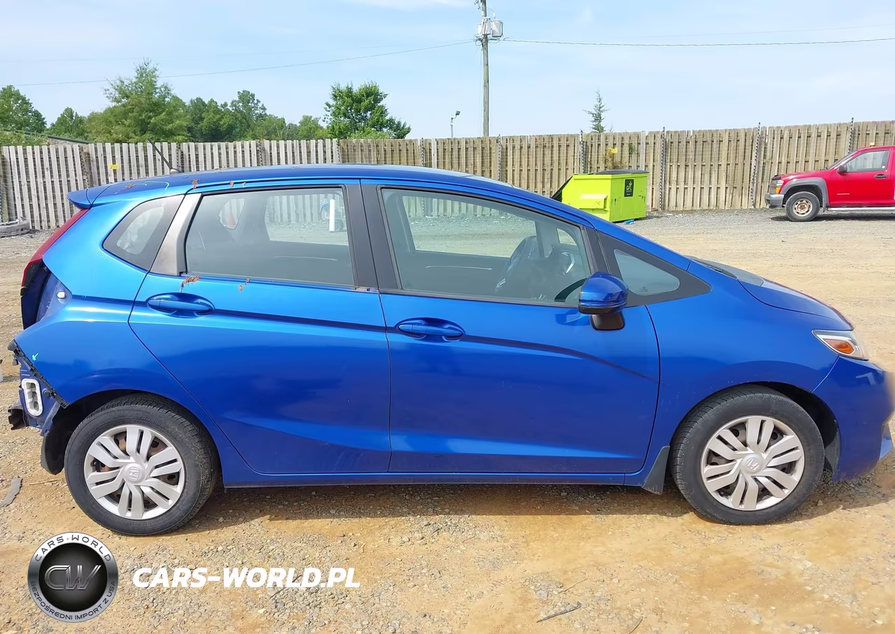 2015 Honda Fit Lx VIN:3HGGK5H55FM735389 - 14