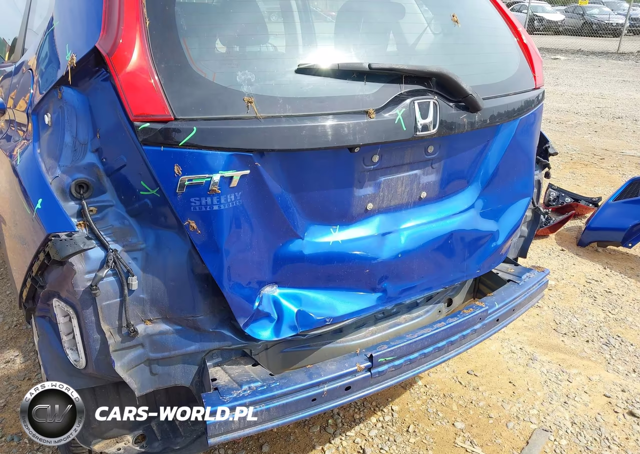 2015 Honda Fit Lx VIN:3HGGK5H55FM735389 - 6