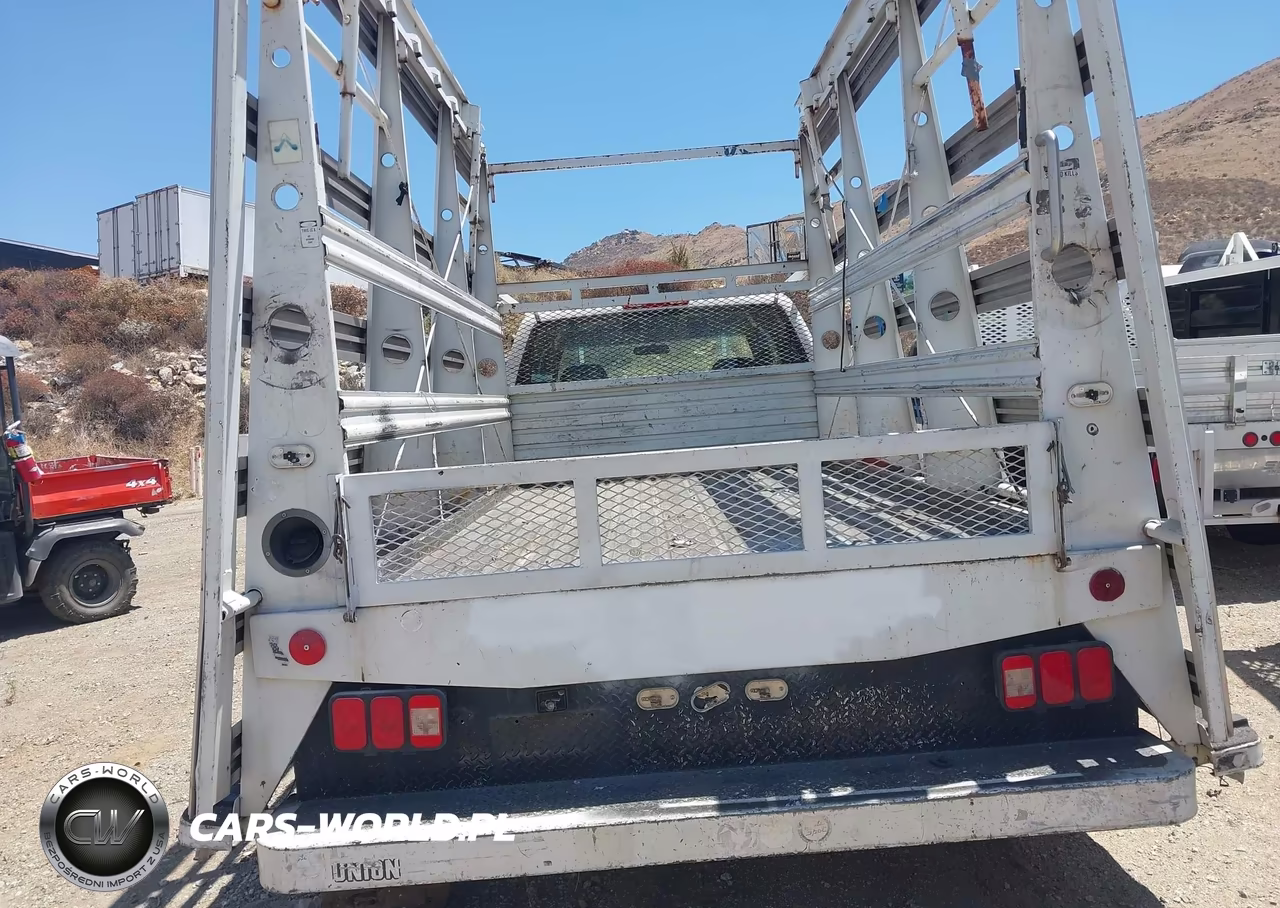 2001 Chevrolet Silverado 3500 Chassis VIN:1GBJC39U51F113092 - 19