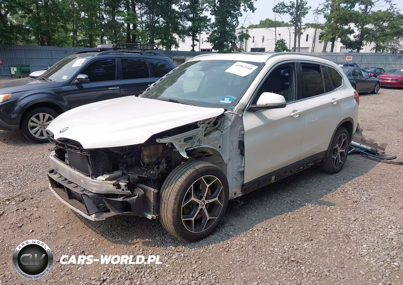 2018 BMW X1 xDrive28I VIN:WBXHT3C31J5L34241 - 2