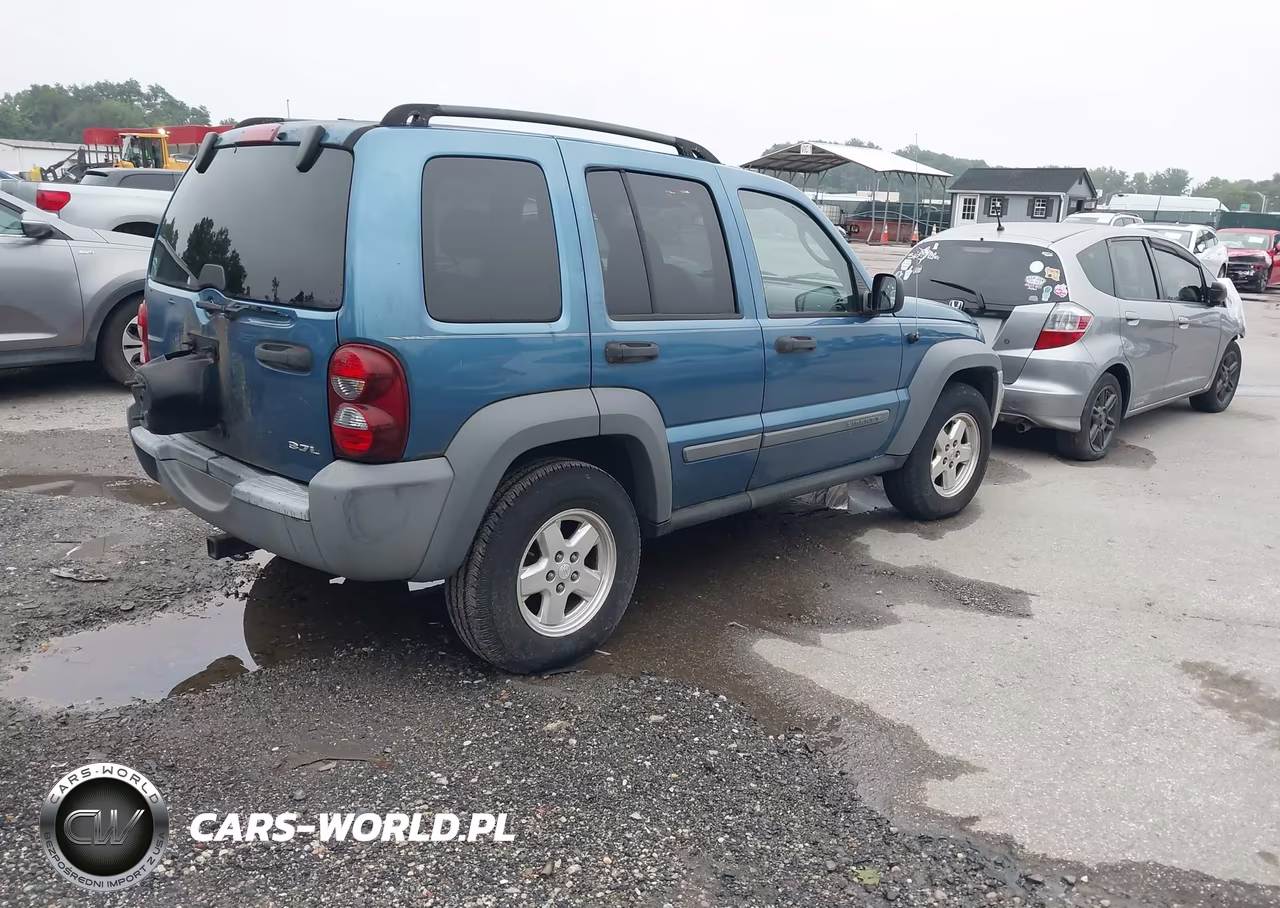 2006 Jeep Liberty Sport VIN:1J4GL48K26W102709 - 4