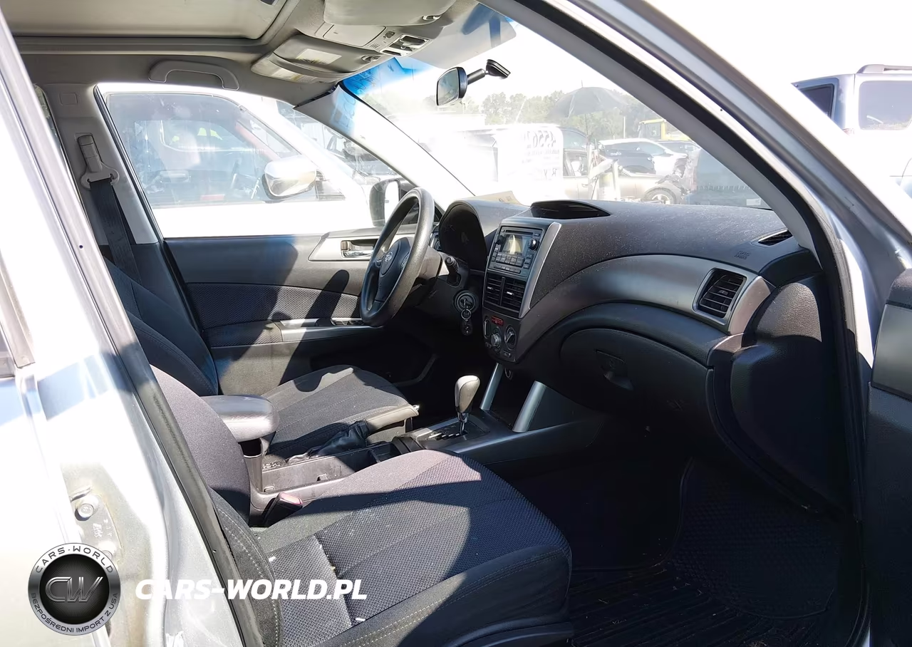 2012 Subaru Forester 2.5X Premium VIN:JF2SHADC1CH444393 - 5