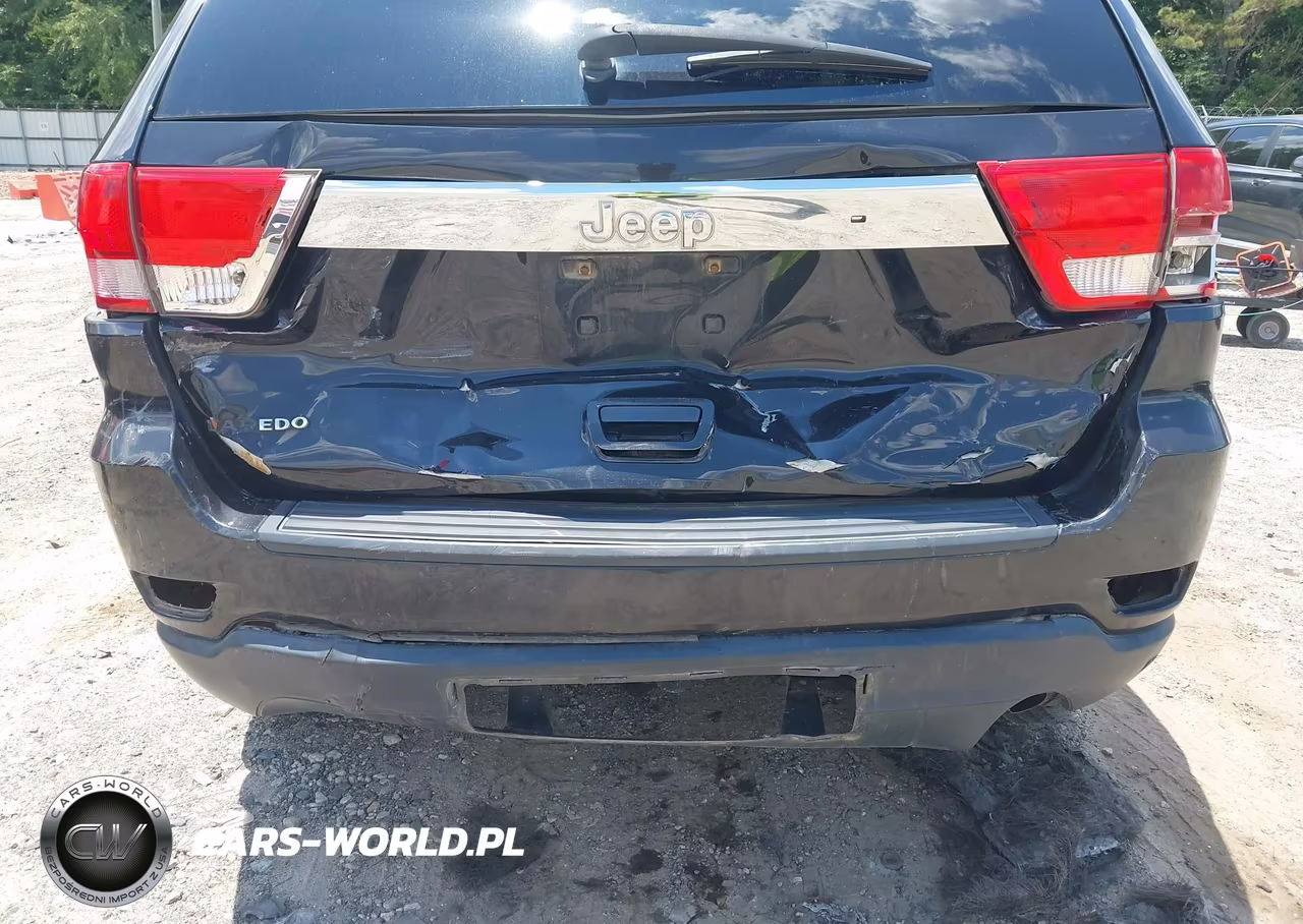 2011 Jeep Grand Cherokee Laredo VIN:1J4RS4GG9BC574720 - 6
