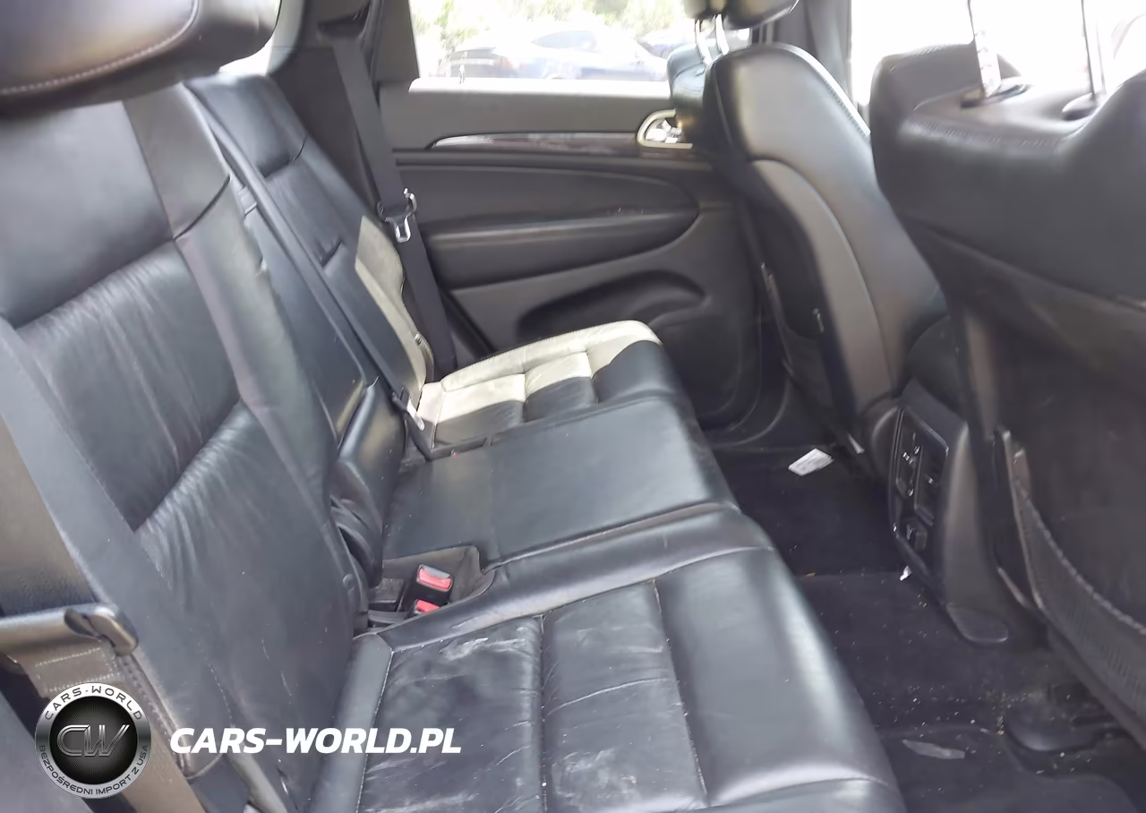 2012 Jeep Grand Cherokee Laredo VIN:1C4RJFAG4CC316426 - 8