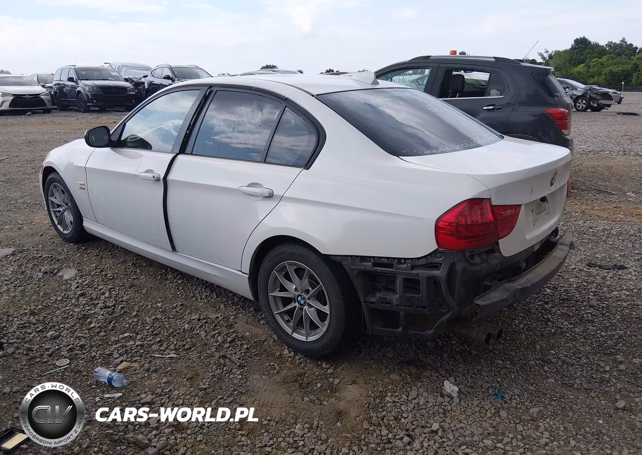 2010 BMW 328I xDrive VIN:WBAPK5C59AA648085 - 3