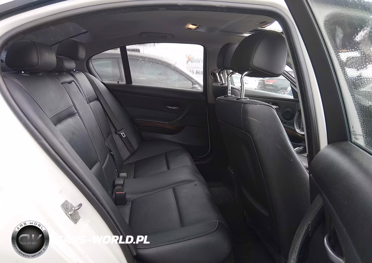 2010 BMW 328I xDrive VIN:WBAPK5C59AA648085 - 8