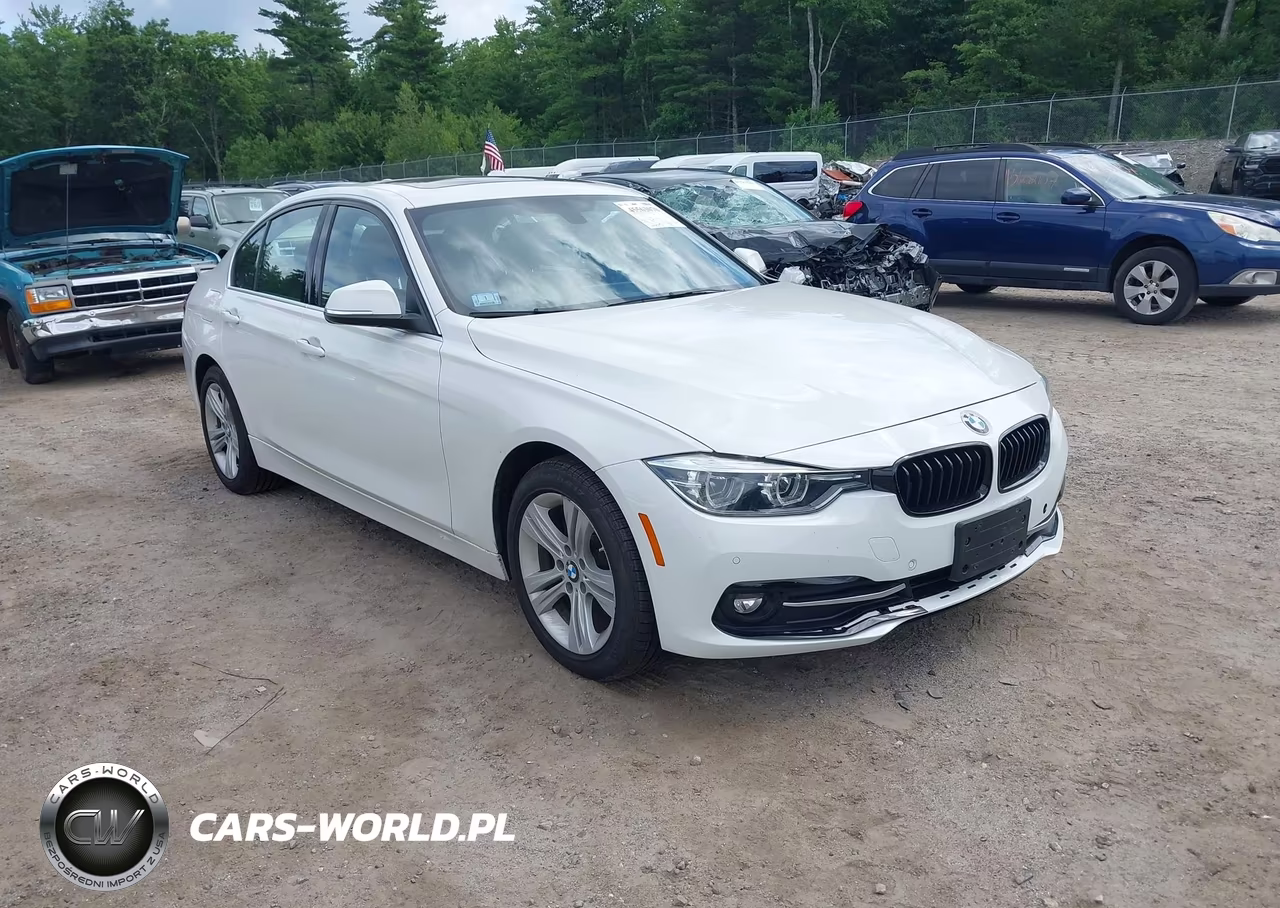 2018 BMW 330I xDrive – zdjęcie 1 z 17
