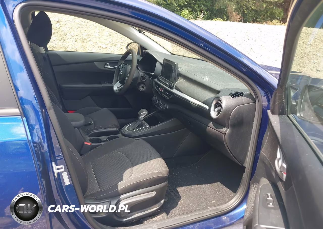 2021 Kia Forte Lxs VIN:3KPF24AD6ME266519 - 5