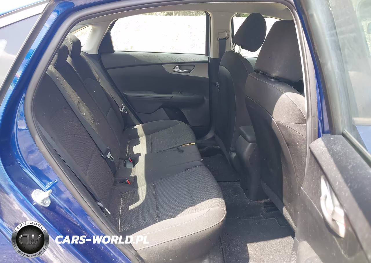 2021 Kia Forte Lxs VIN:3KPF24AD6ME266519 - 8