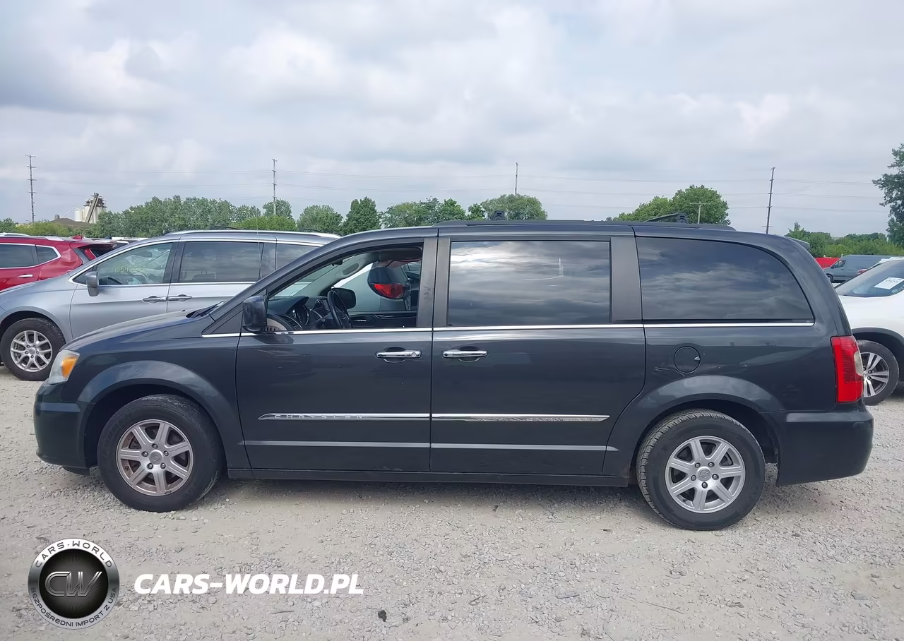 2011 Chrysler Town & Country Touring VIN:2A4RR5DGXBR775684 - 14