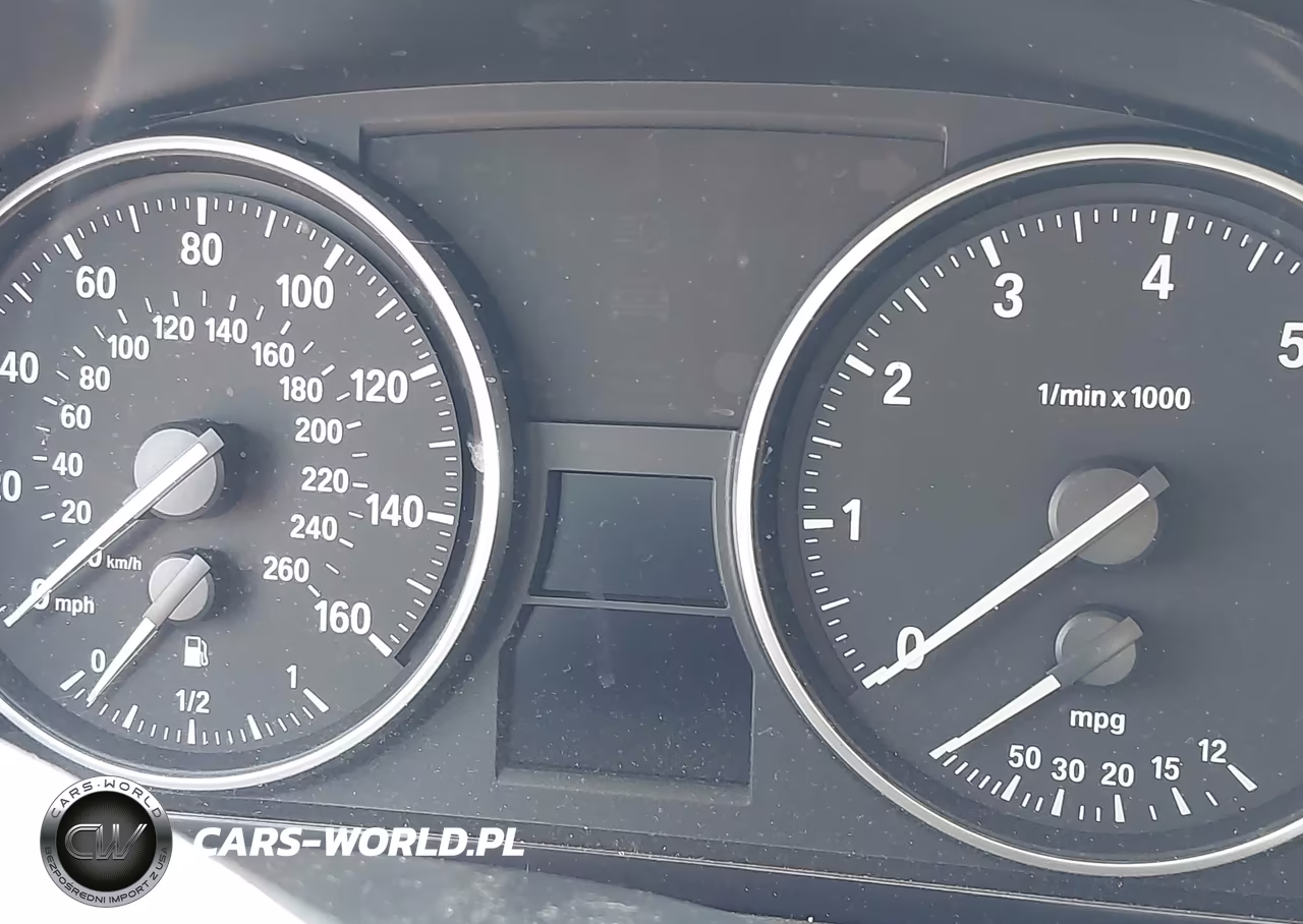 2011 BMW 328I xDrive VIN:WBAPK7G51BNN85192 - 16