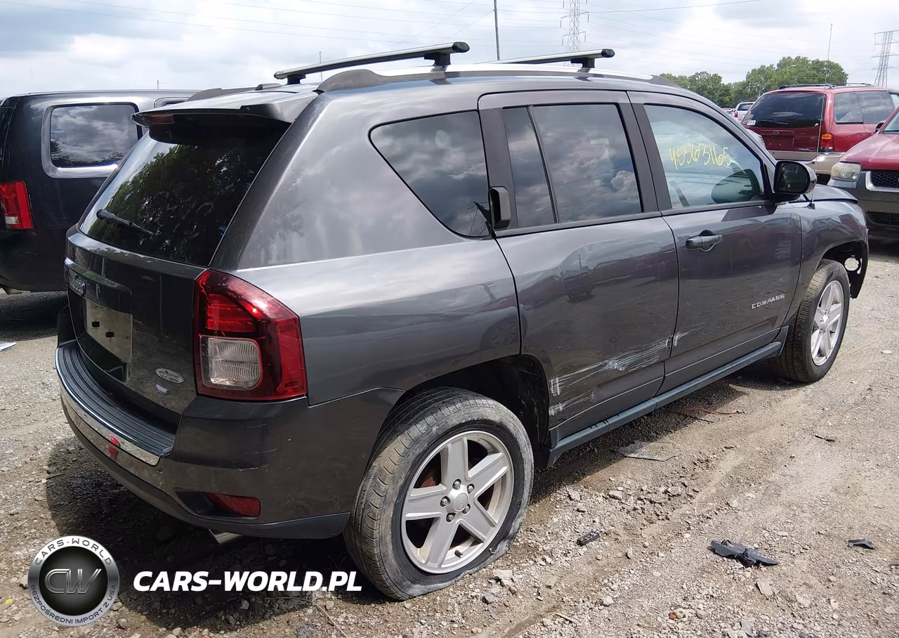 2016 Jeep Compass High Altitude Edition VIN:1C4NJCEA2GD720120 - 4