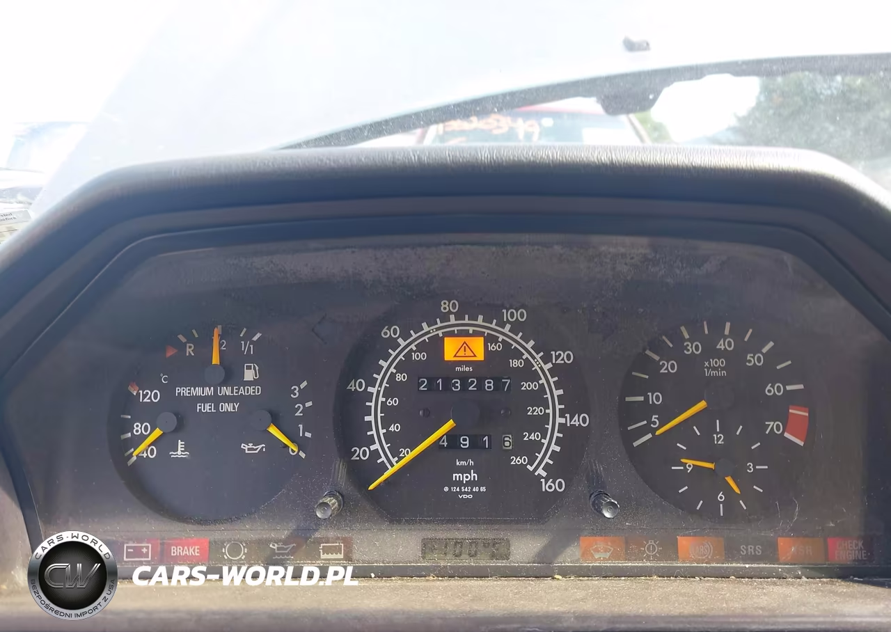 1995 Mercedes-Benz E 320 Base-320 Special VIN:WDBEA32EXSC251475 - 7