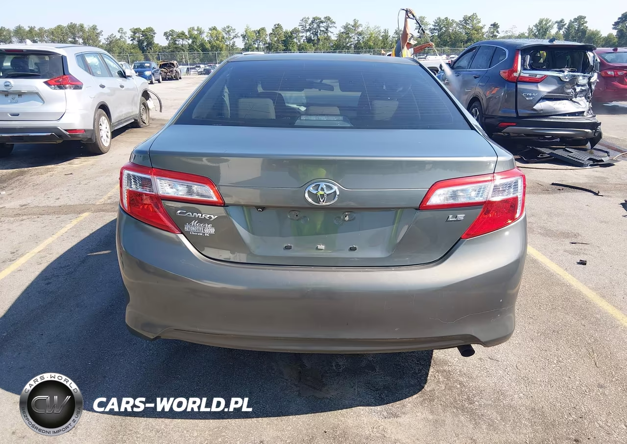 2013 Toyota Camry Le VIN:4T1BF1FK1DU675324 - 16