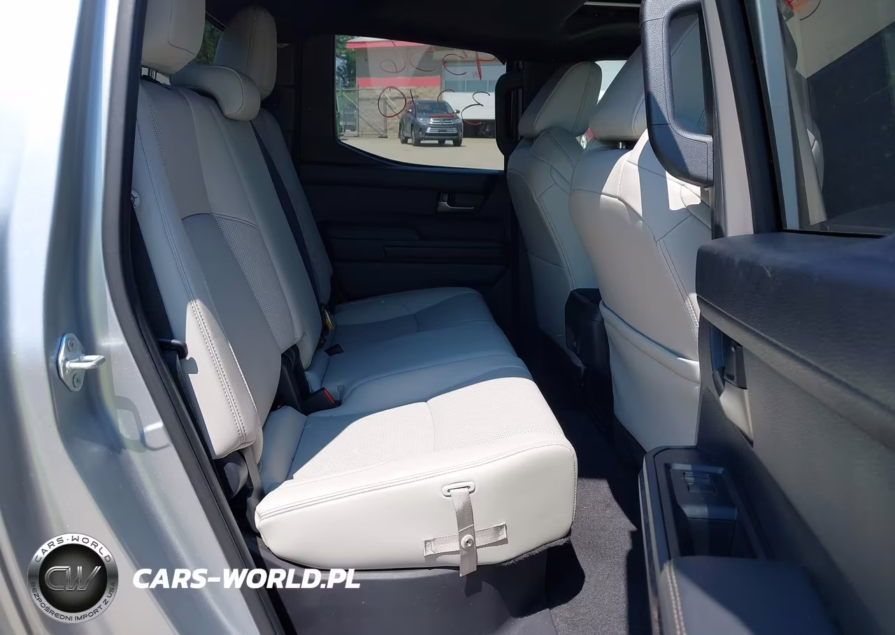 2024 Toyota Tacoma Limited VIN:3TMLB5JN4RM046987 - 8