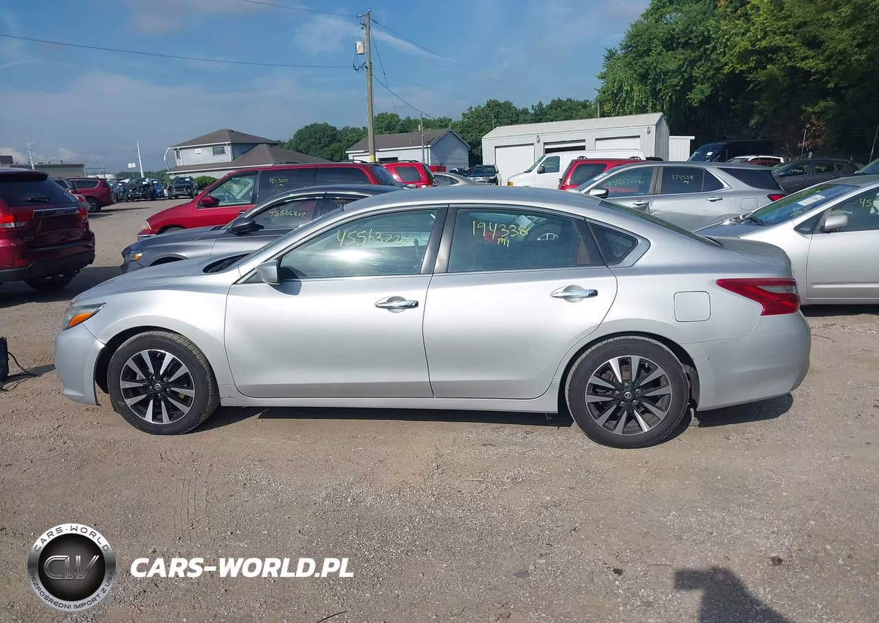 2018 Nissan Altima 2.5 Sv VIN:1N4AL3AP7JC207435 - 14