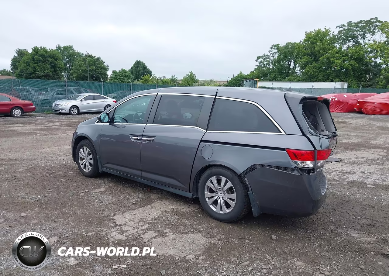 2016 Honda Odyssey Se VIN:5FNRL5H35GB158629 - 3
